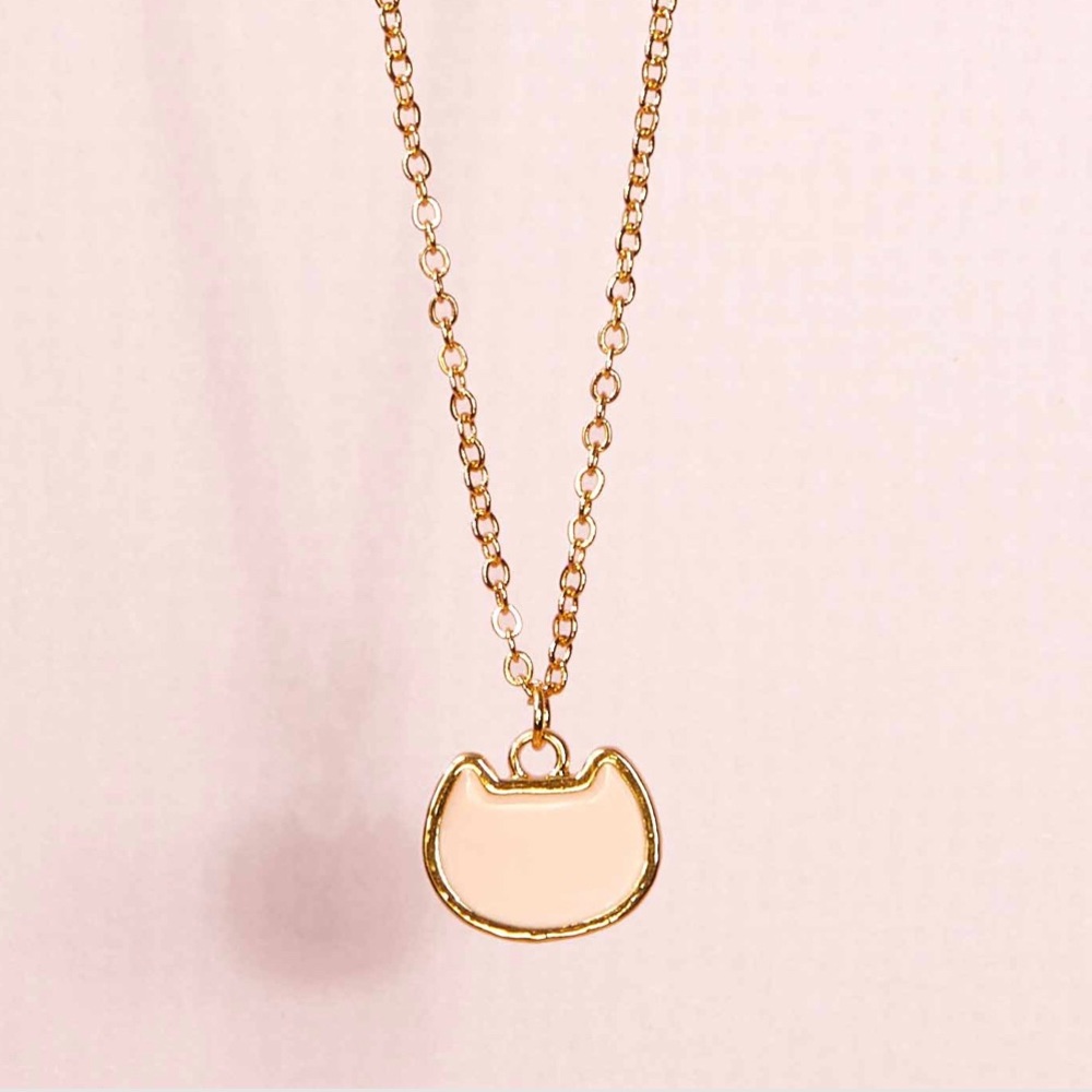 🆕 Cat Lady Box 22k gold plated pastel Peach Pink Cat Necklace NWT!
